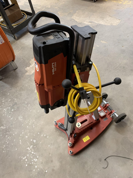 2021 HILTI DD250E