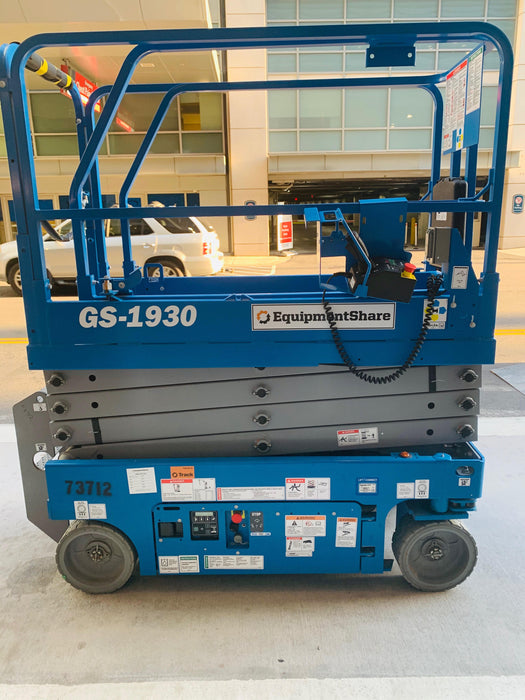 2020 Genie GS-1930 Fixed rails with chain entry gate - Pre A92.20