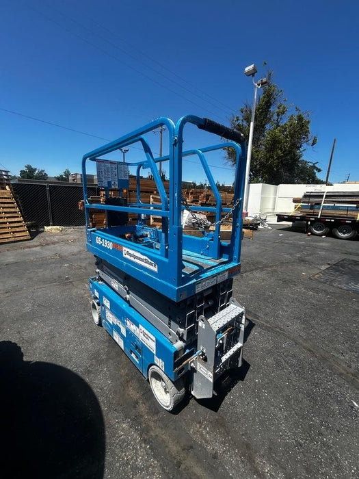 2020 Genie GS-1930 Fixed rails with chain entry gate - Pre A92.20