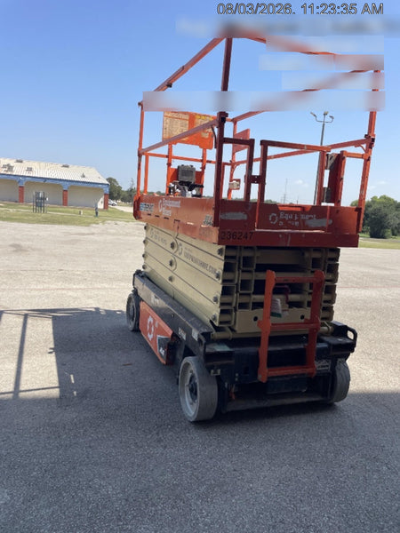 2022 JLG ES3246