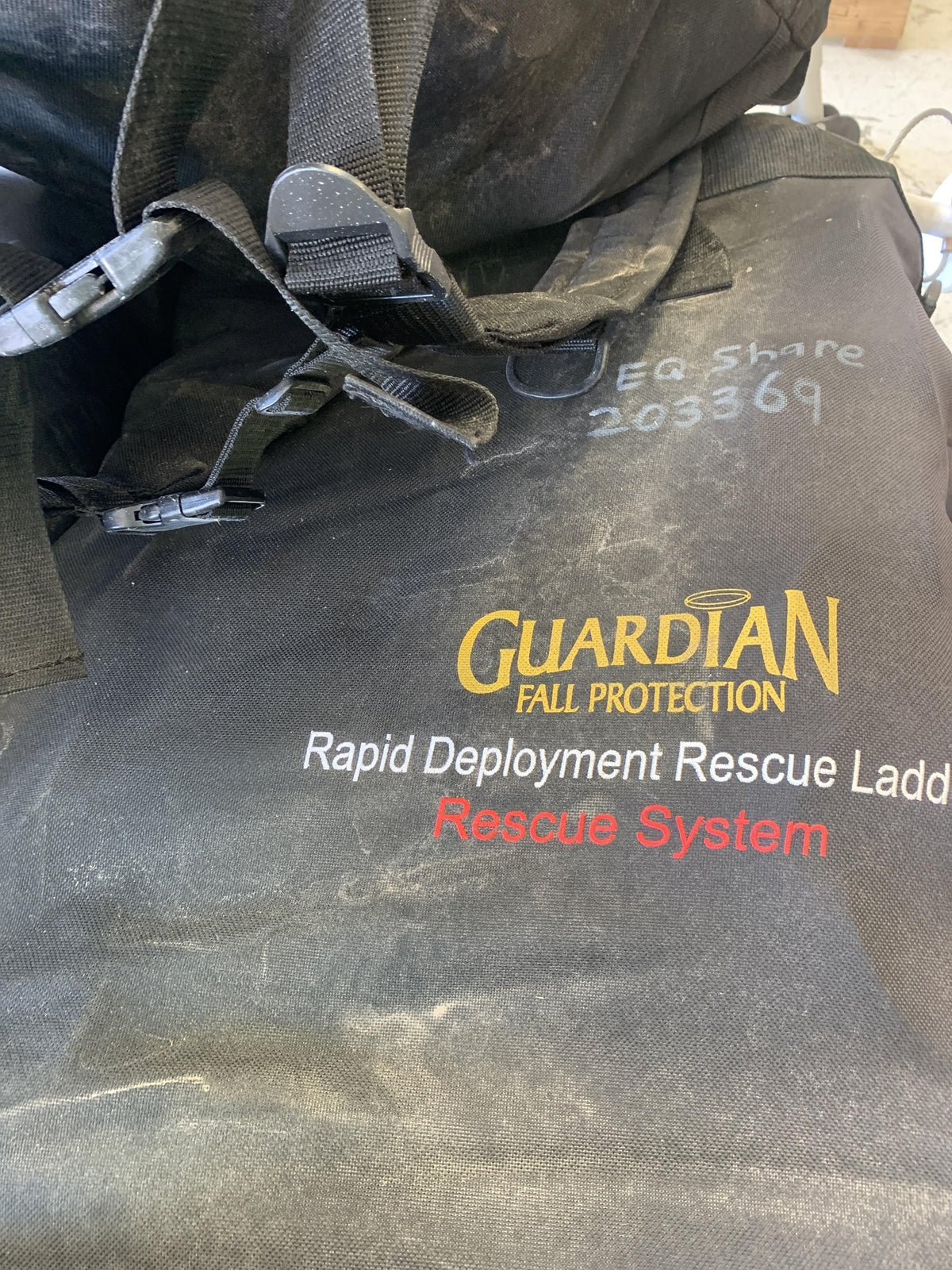 2022 GUARDIAN 15046
