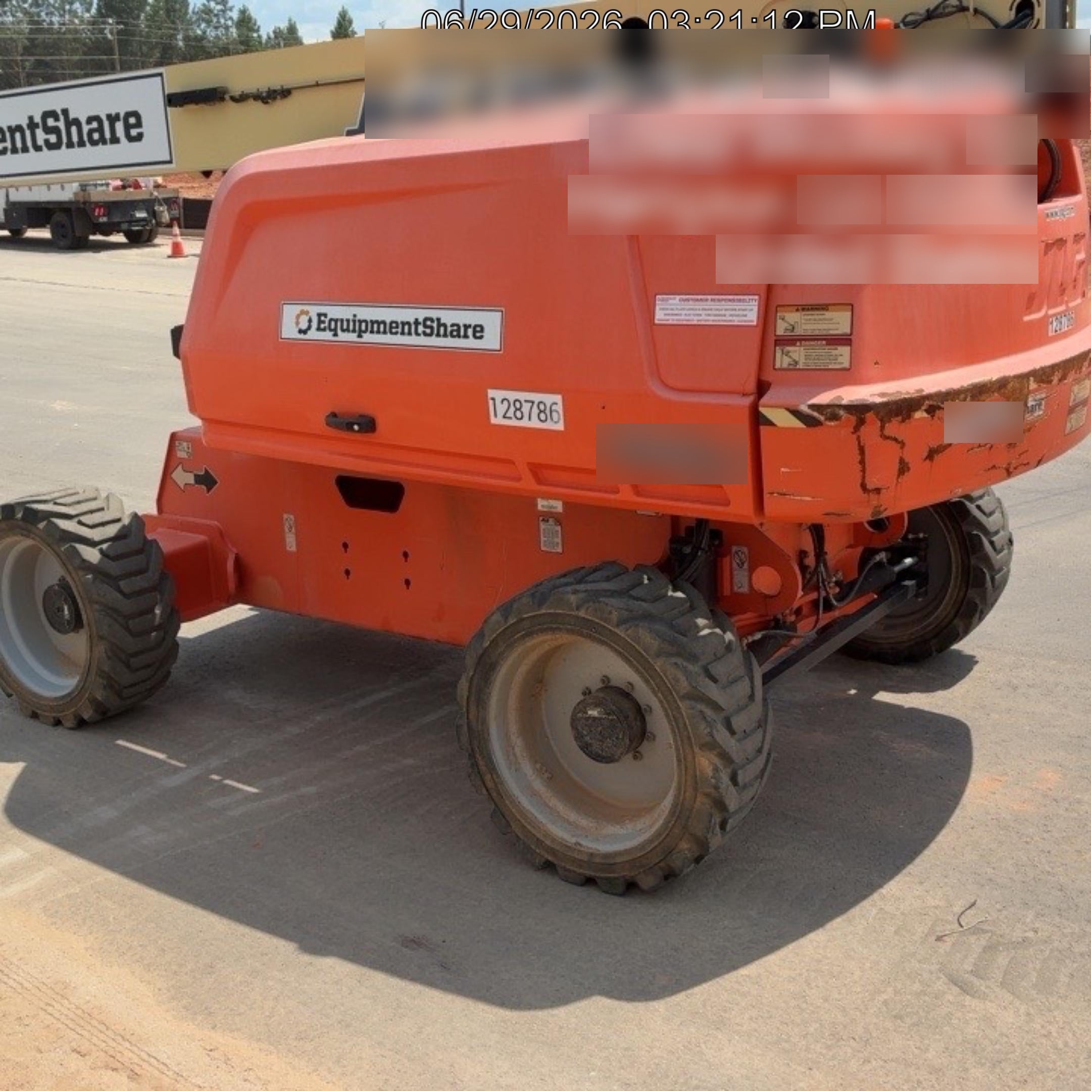 2021 JLG 660SJ