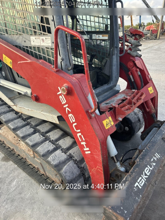 2021 TAKEUCHI TL8R2-CR