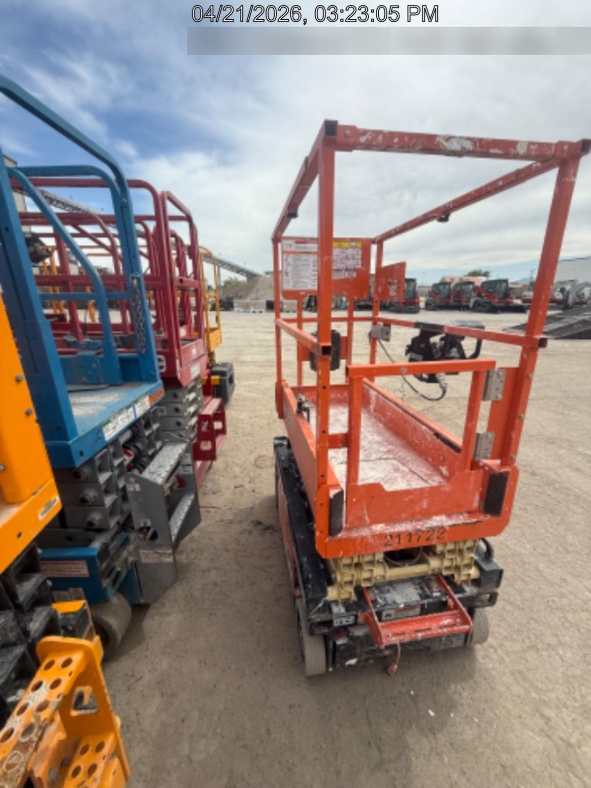 2022 JLG ES1330L