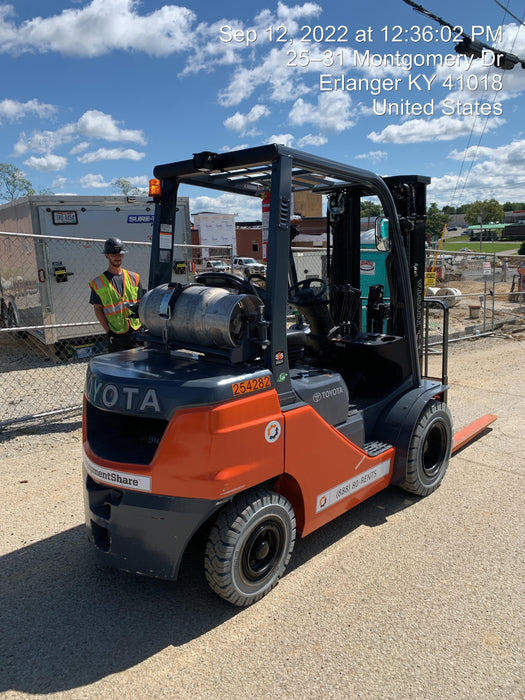 2022 TOYOTA 50-8FGU25