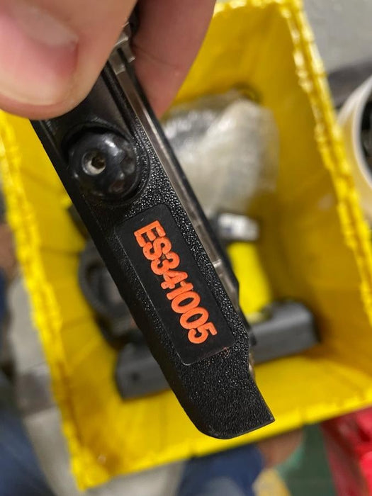 2023 MOTOROLA R7 DISPLAY