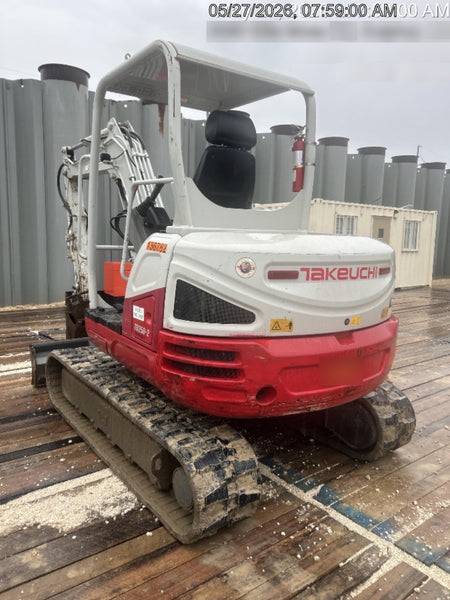 2021 TAKEUCHI TB250-2