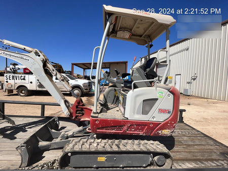 2022 TAKEUCHI TB20e