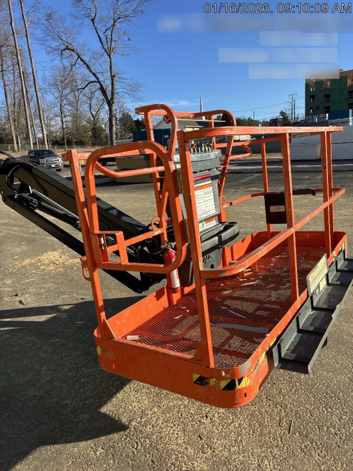 2025 JLG 660SJ