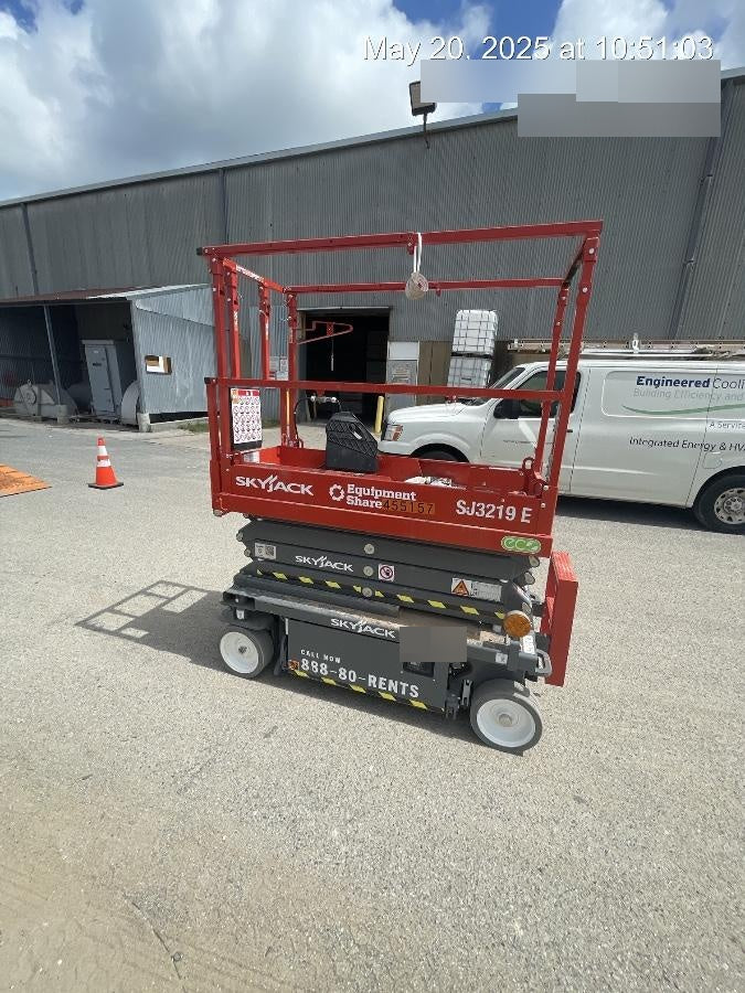 2024 SKYJACK SJ3219E