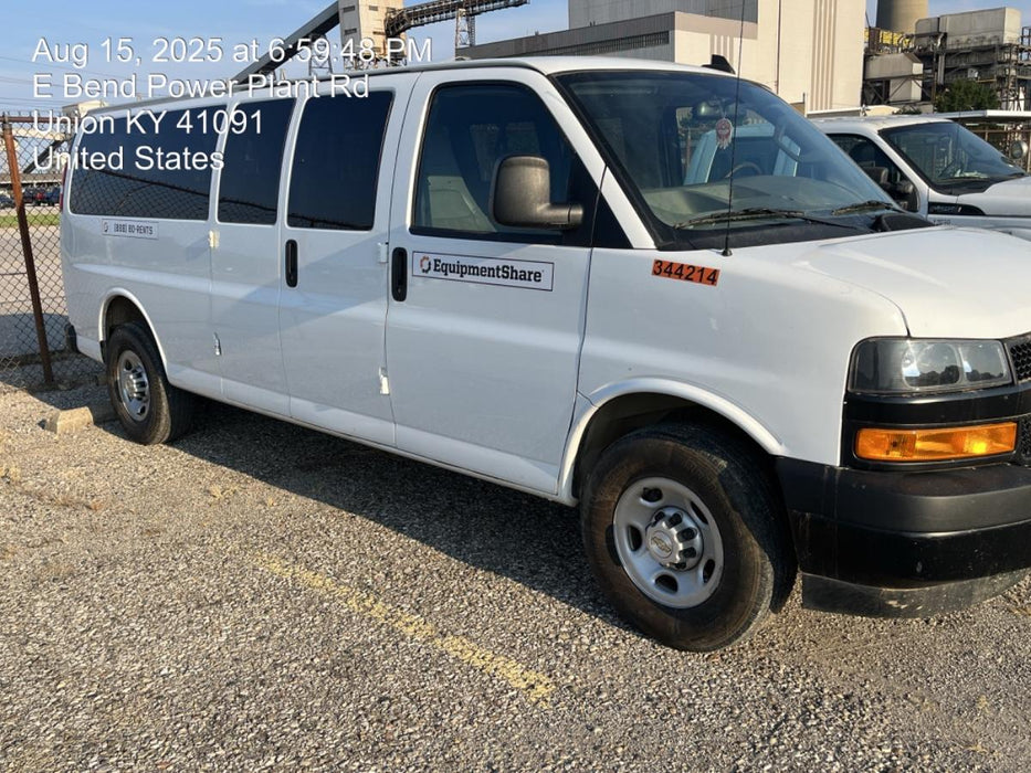 2023 CHEVROLET Express Van - Rental