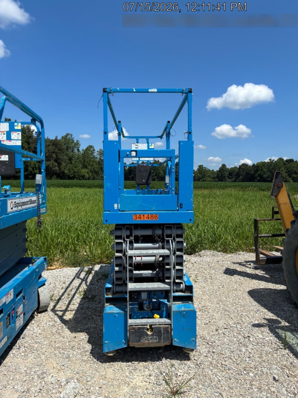 2023 GENIE GS-3232
