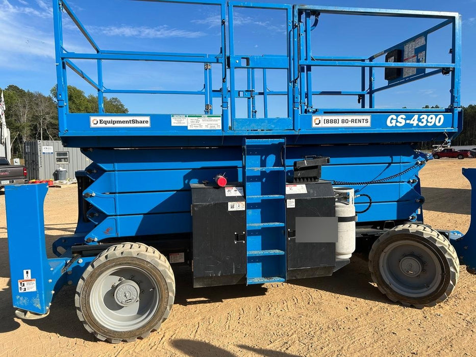 2020 GENIE GS-4390 RT