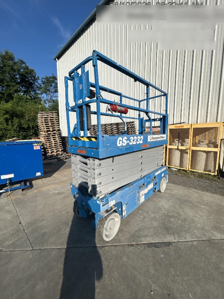 2022 GENIE GS-3232