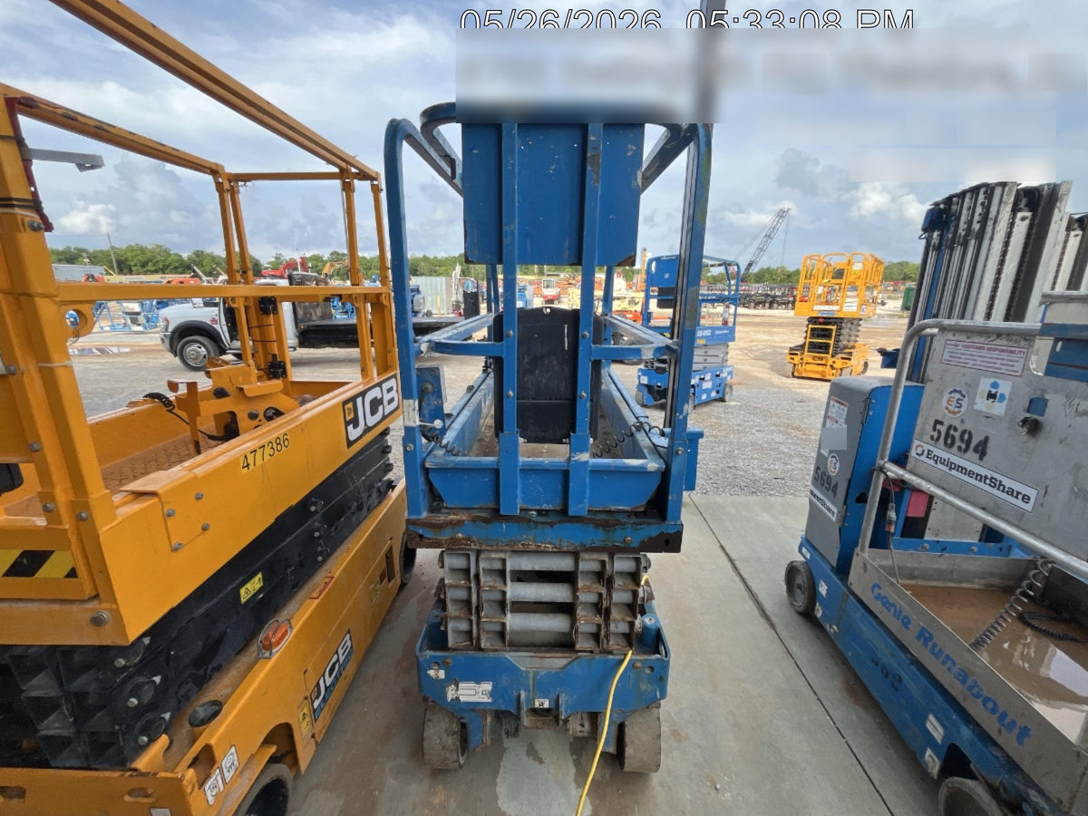 2019 Genie GS-1930 Fixed Rails with Chain Entry