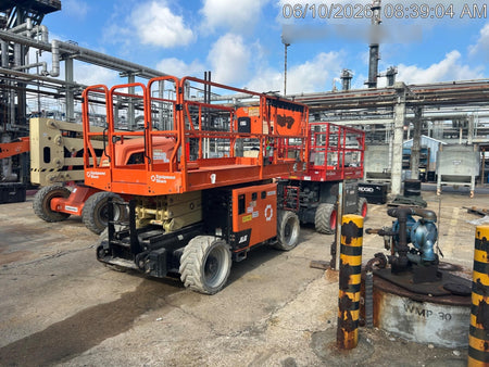 2022 JLG RT2669