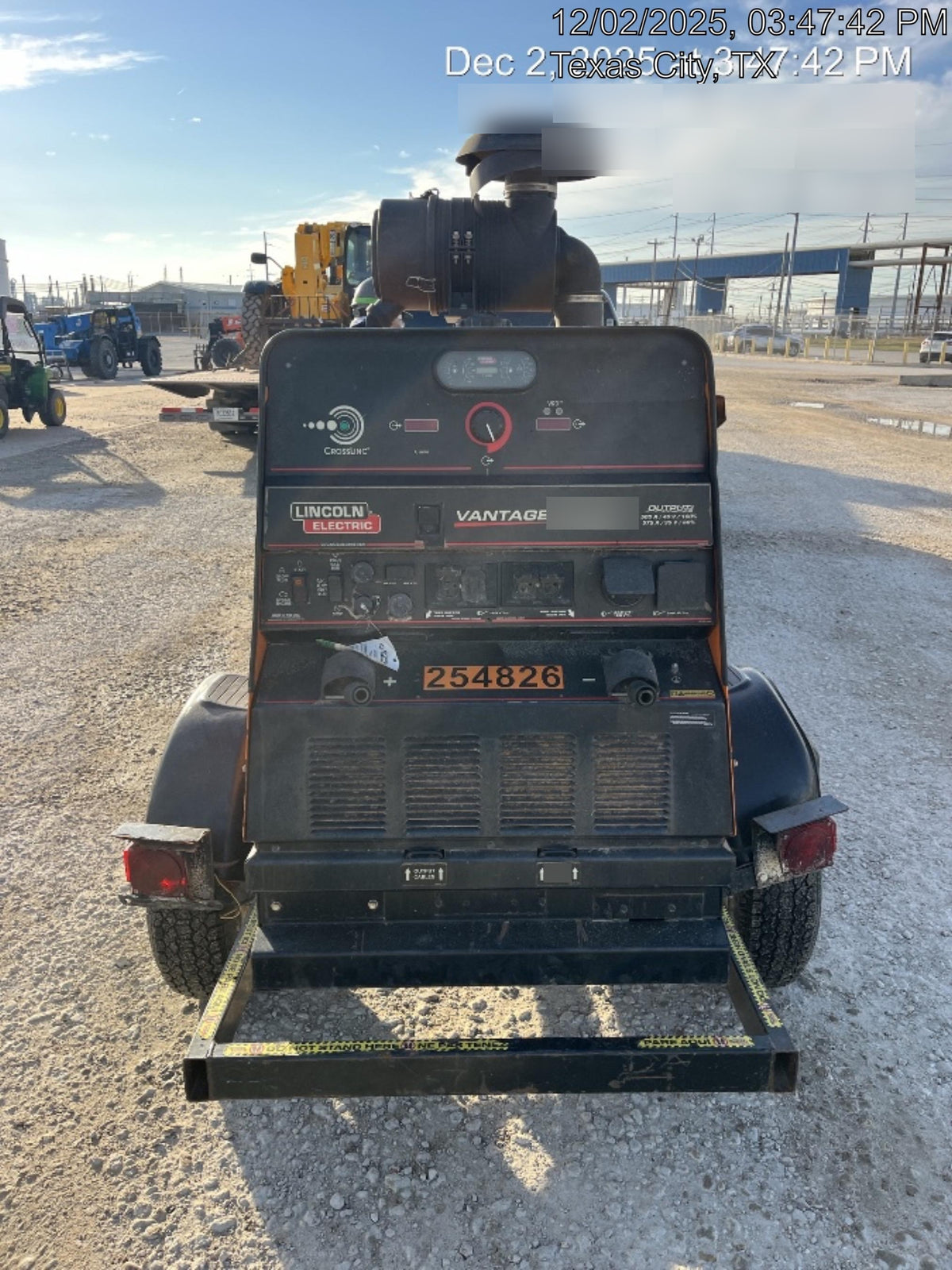 2022 Lincoln Electric Vantage 549X Crosslink Technology, Trailer Mounted, ES Decals, T3