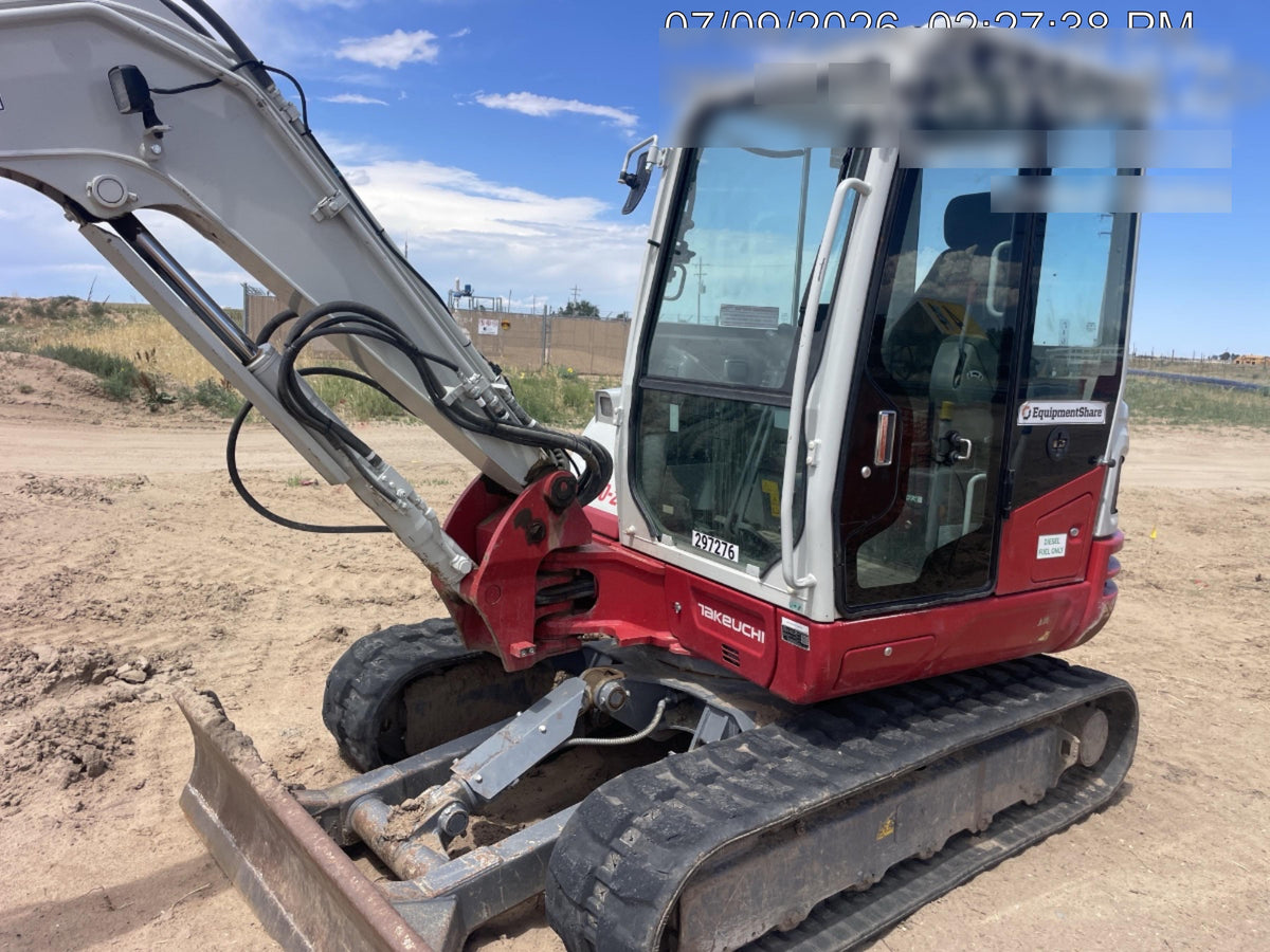 2023 TAKEUCHI TB250-2CR