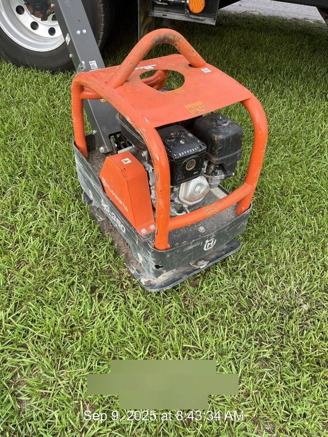 2024 HUSQVARNA LG300