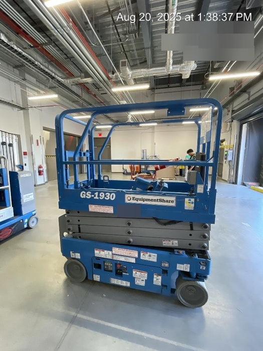 2019 Genie GS-1930 Half Height Swing Gate, 800W Inverter