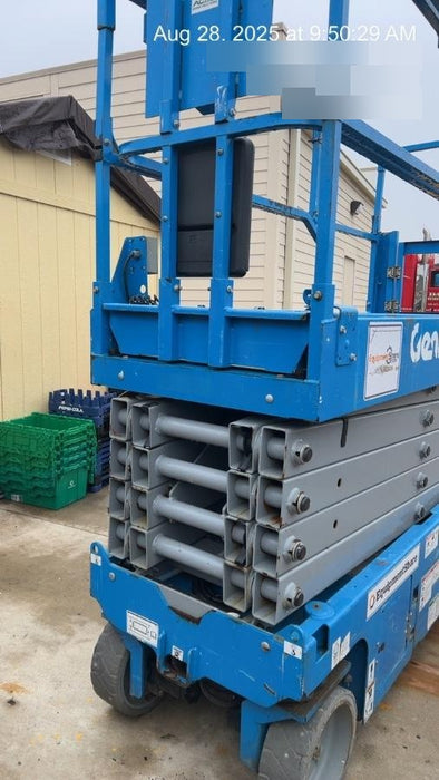 2017 Genie GS-3232 Genie GS3232 32' Scissor Lift