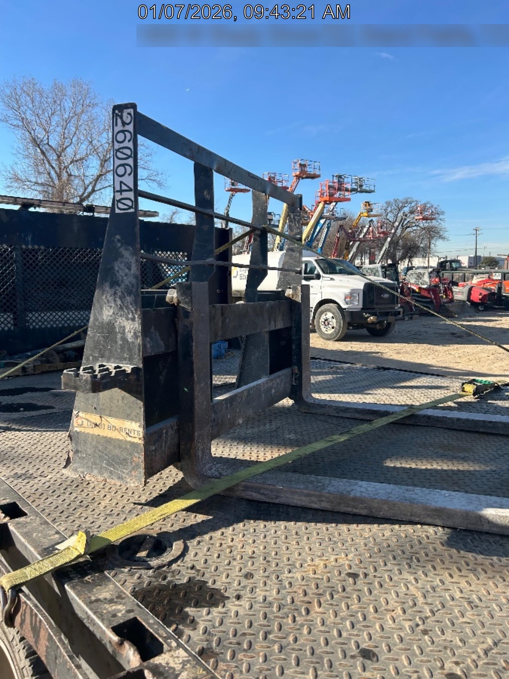 2022 ARROW MATERIAL HANDLING 48" Pallet Forks - Arrow