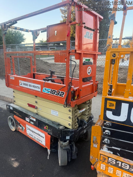 2022 JLG ES1932