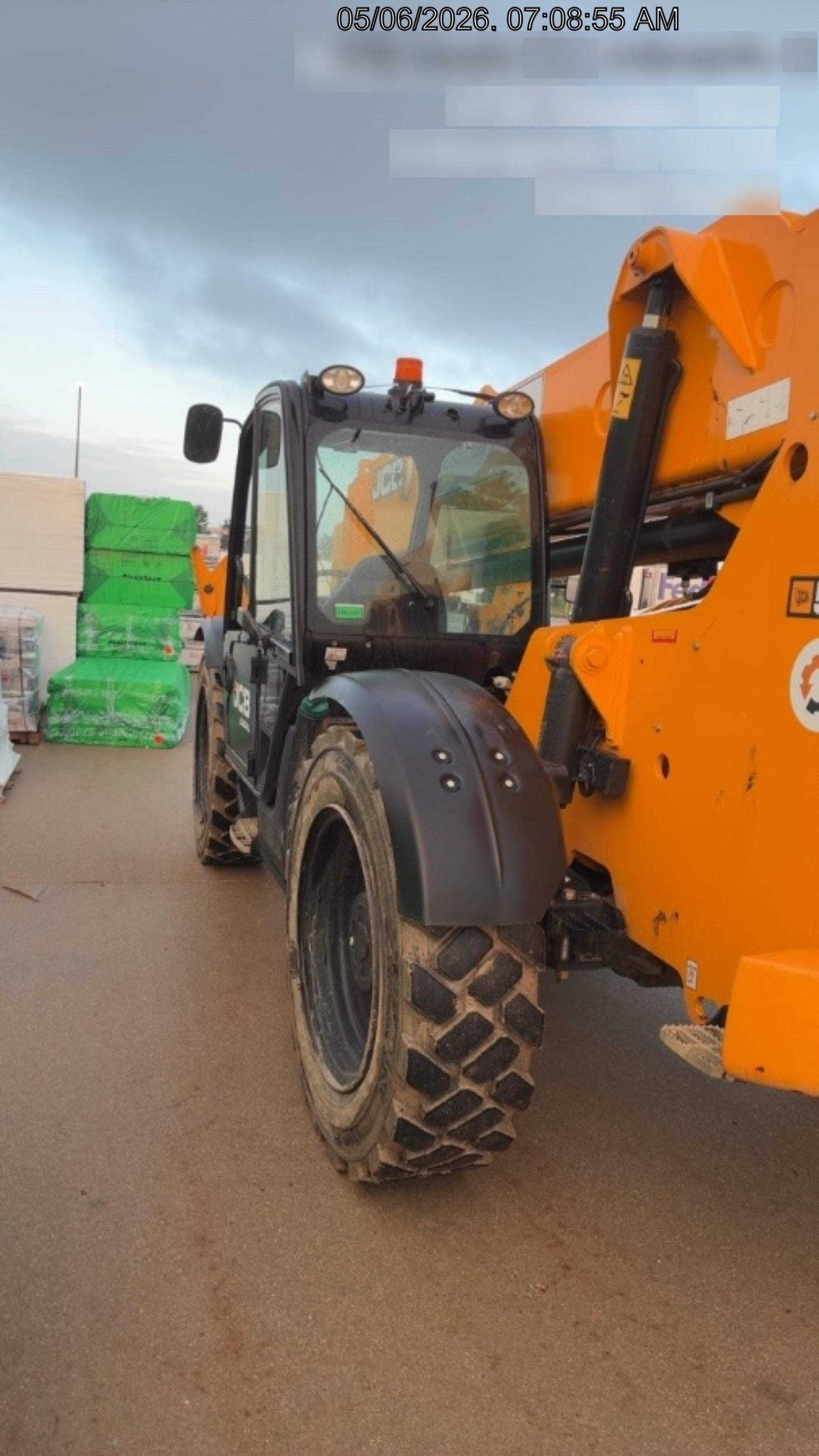2022 JCB 510-56