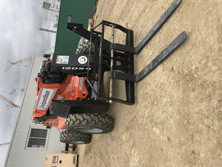 2021 JLG 12054