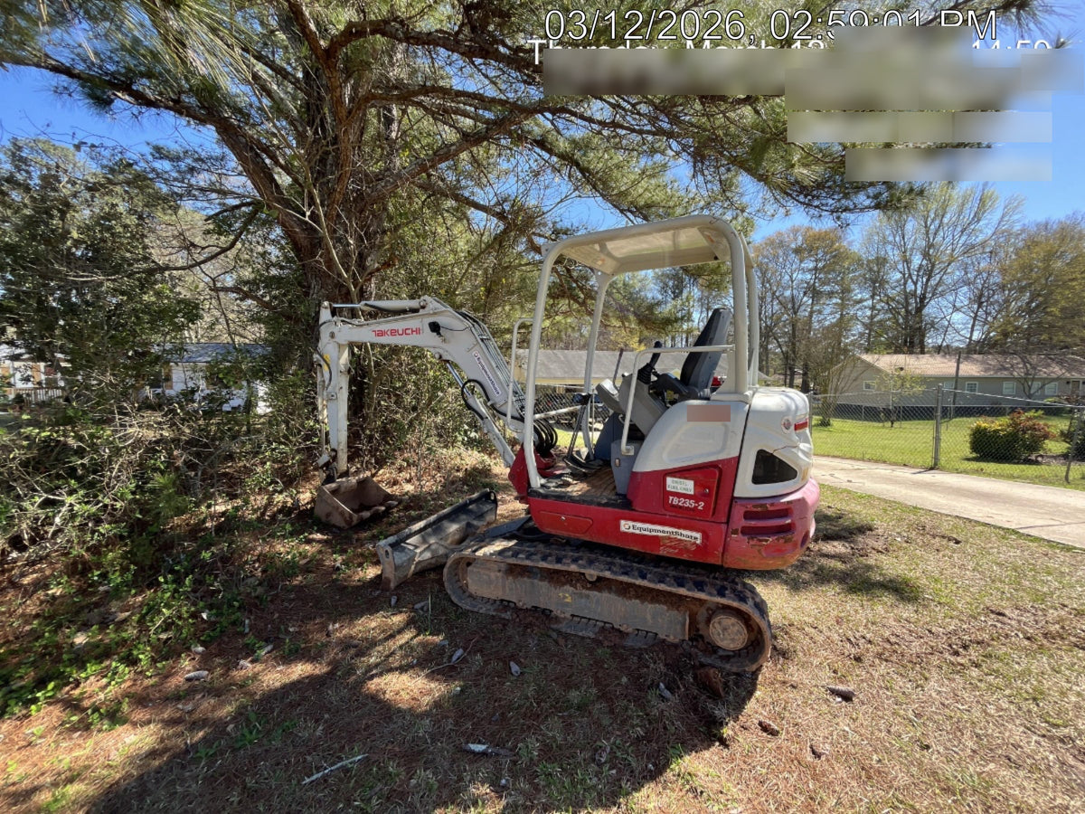 2020 TAKEUCHI TB235-2R