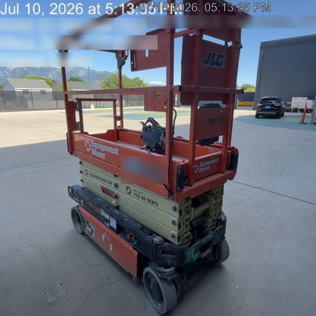 2023 JLG ES1932