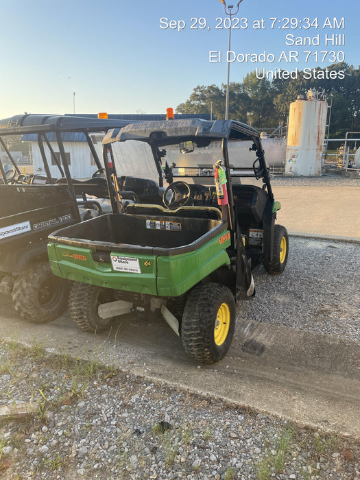2020 John Deere XUV560E GATOR 4wd Utility Cart, Gas, 2 Seat, LED Strobe, Windshield Tempered Glass, Plastic Canopy, Wire Harness Kit, Backup Alarm