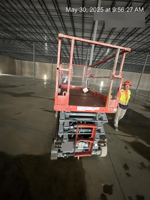 2018 Skyjack SJIII-4632 Skyjack SJIII4632 Scissor Lift w/Trojan Batteries