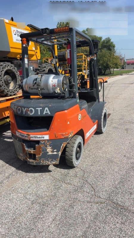 2022 TOYOTA 50-8FGU25