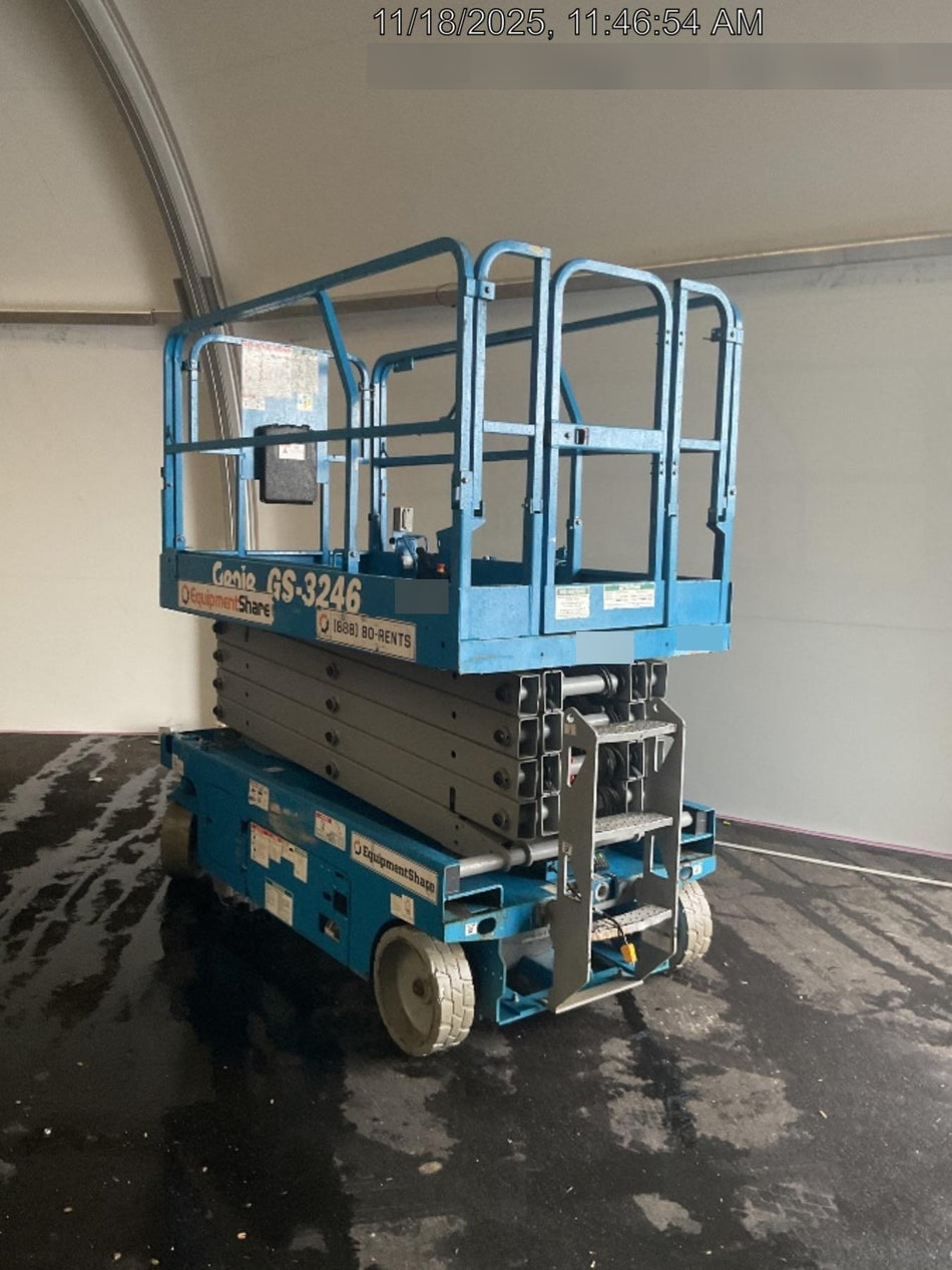 2018 Genie GS-3246 Genie GS-3246 w/Folding rails, Full height swing gate