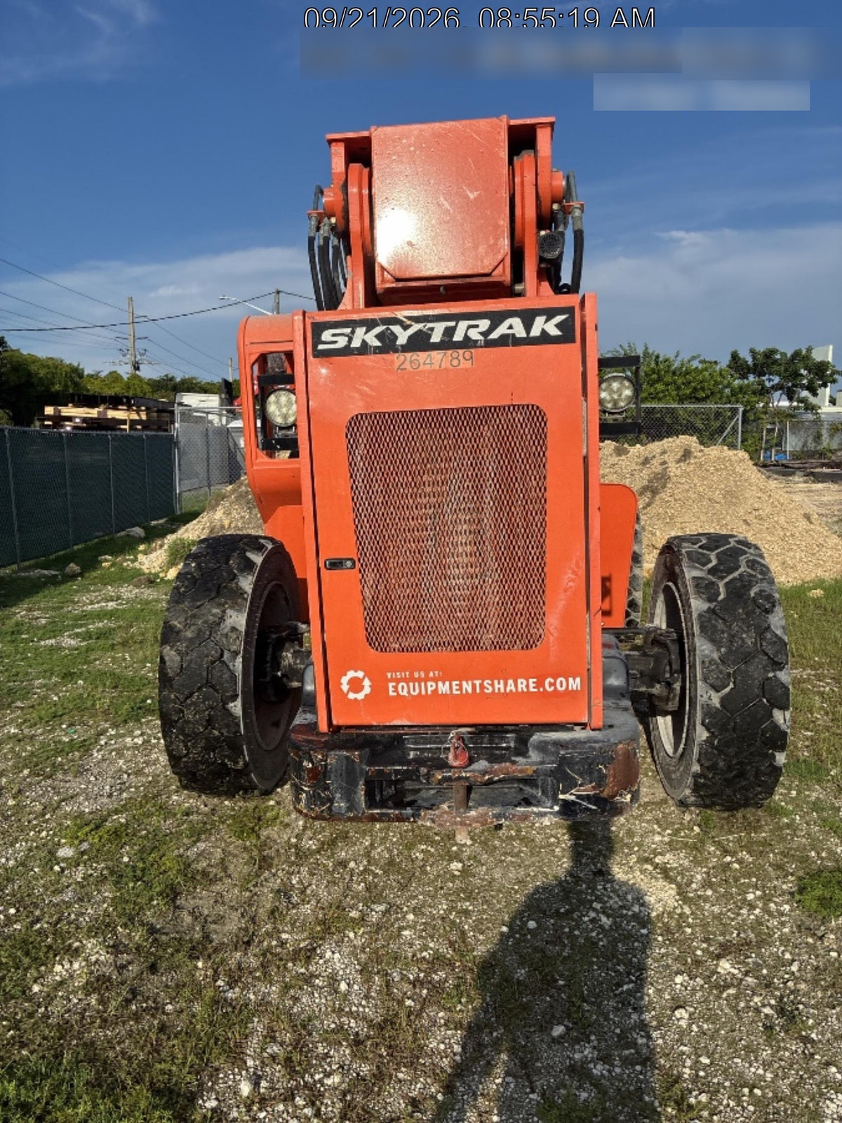 2022 SKYTRAK 8042
