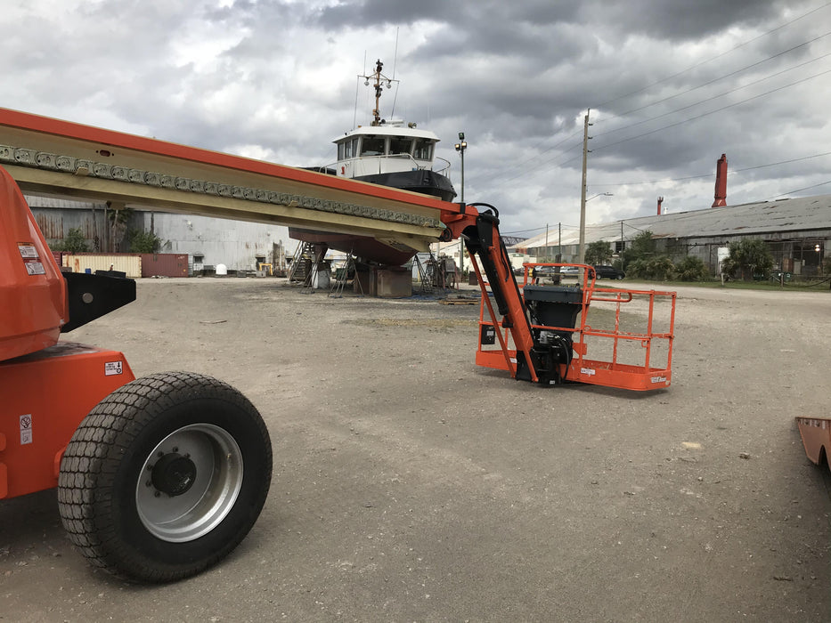 2019 JLG 660SJ
