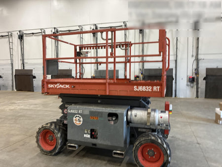 2018 SKYJACK SJ6832 RT