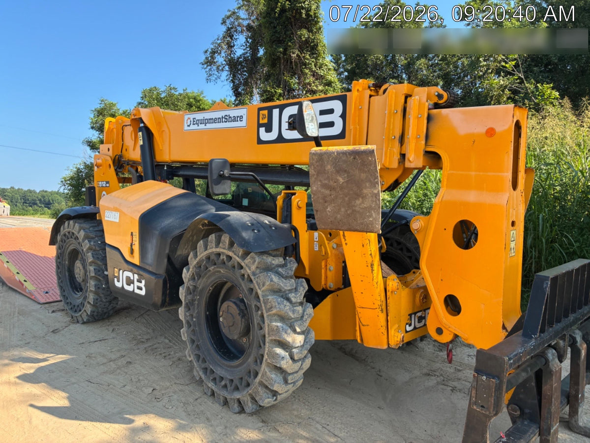 2022 JCB 512-56