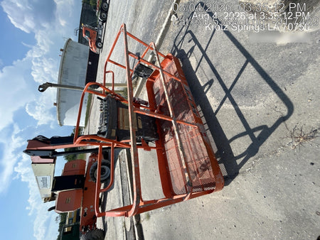 2019 JLG 800AJ