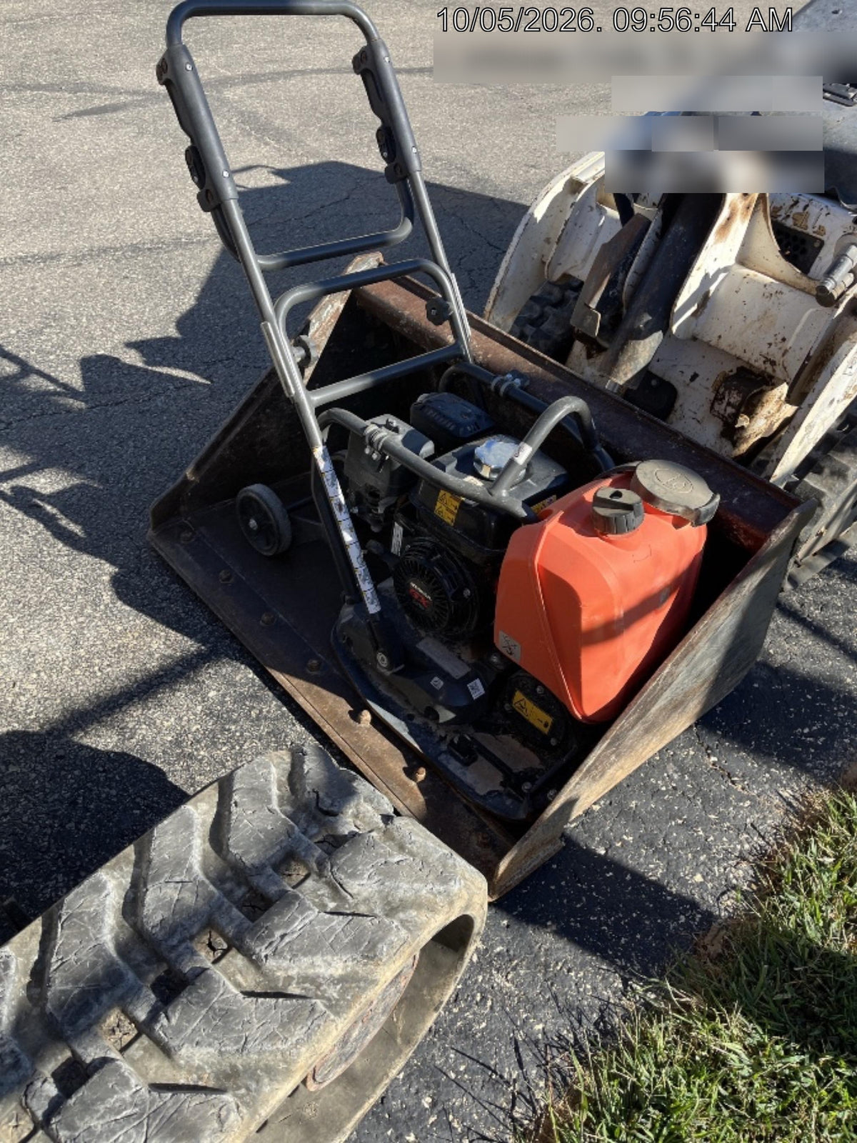 2025 HUSQVARNA LF75