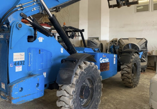 2017 Genie GTH-1056 Genie GTH1056, Solid Tires, 60" carriage, Light Kit, Open ROPS