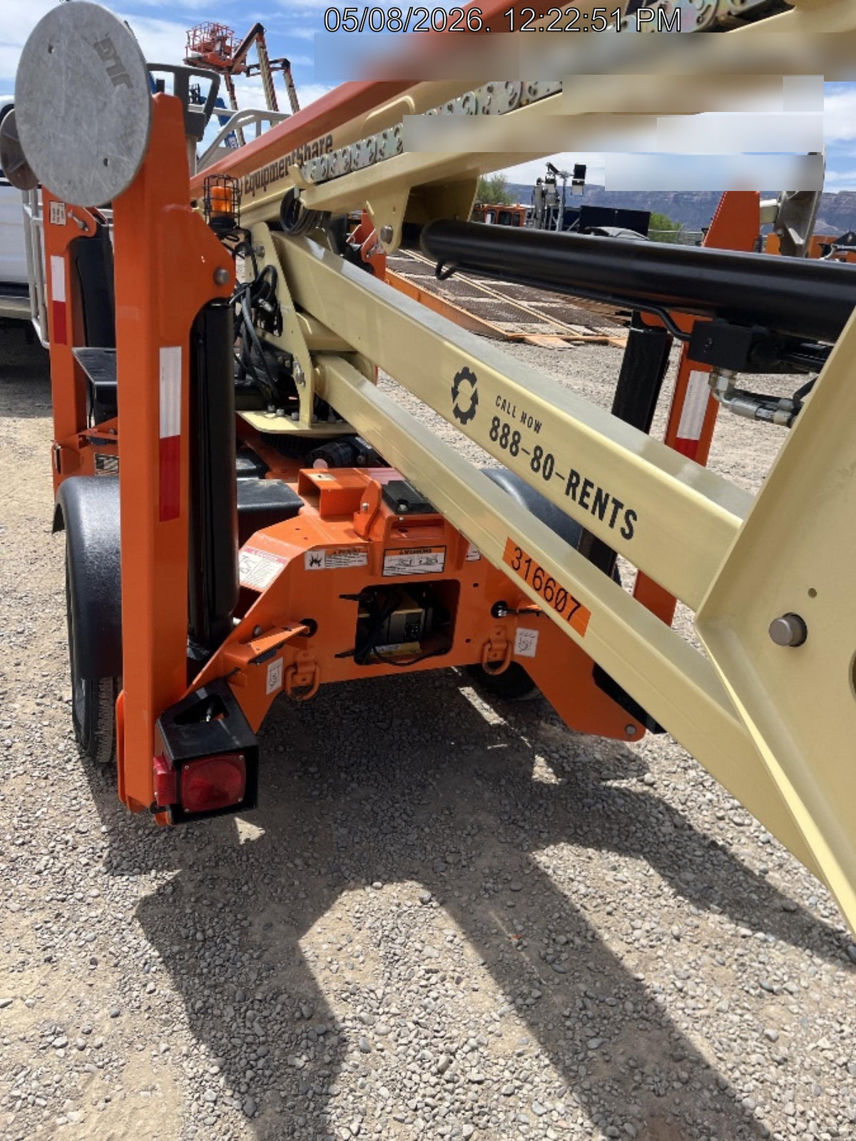 2023 JLG T350