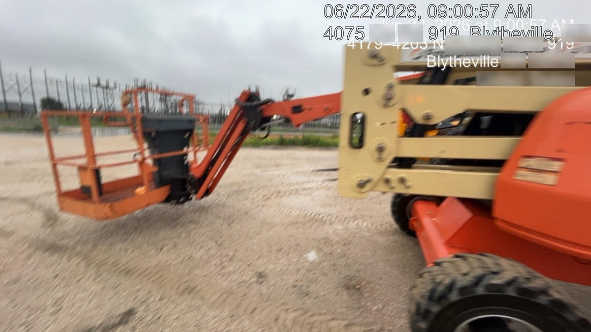 2019 JLG 450AJ