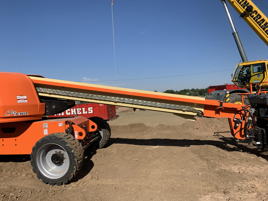 2020 JLG 600S