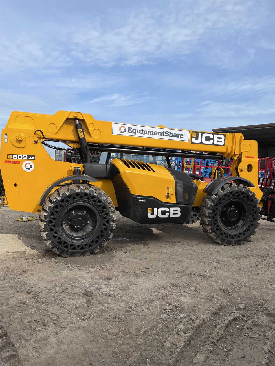 2023 JCB 509-42