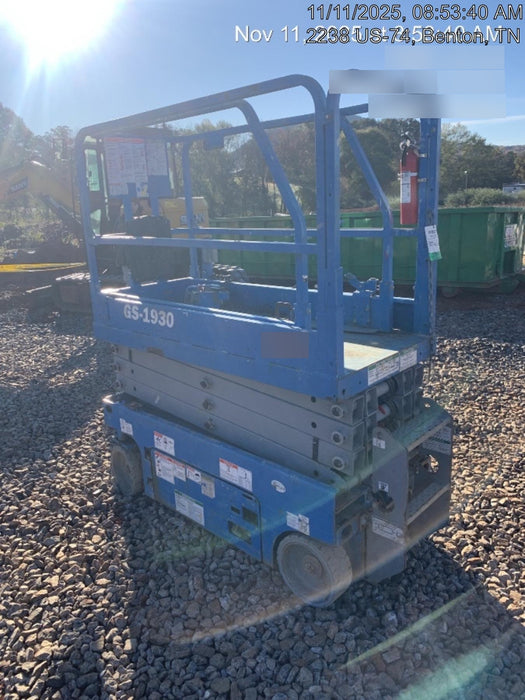 2019 Genie GS-1930 Fixed Rails with Chain Entry