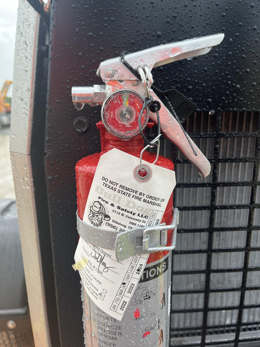 2024 Lincoln Electric LE400 Kubota V1505, Trlr, Cable Rack, Light Kit, ES Decals, T3