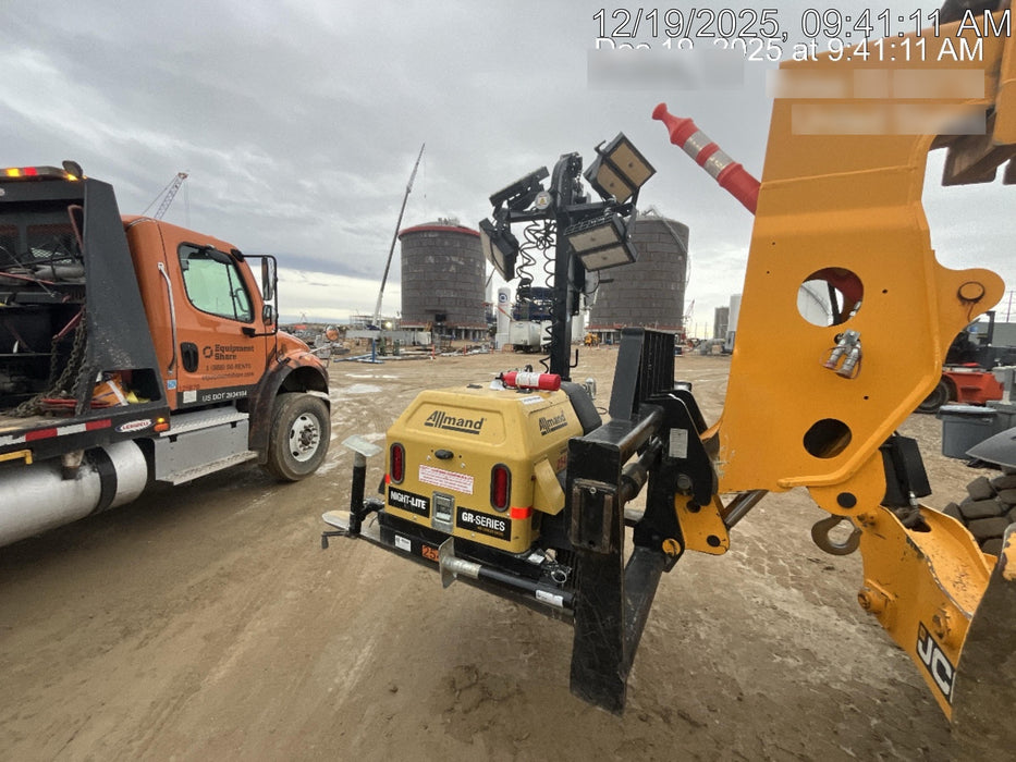 2022 Allmand NLV3GR (4) LED Light Fixture 350W, 23' Vertical Mast, 3kW Prime, Towable, ES Decals, T3