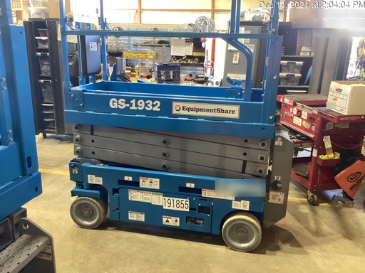 2021 GENIE GS-1932